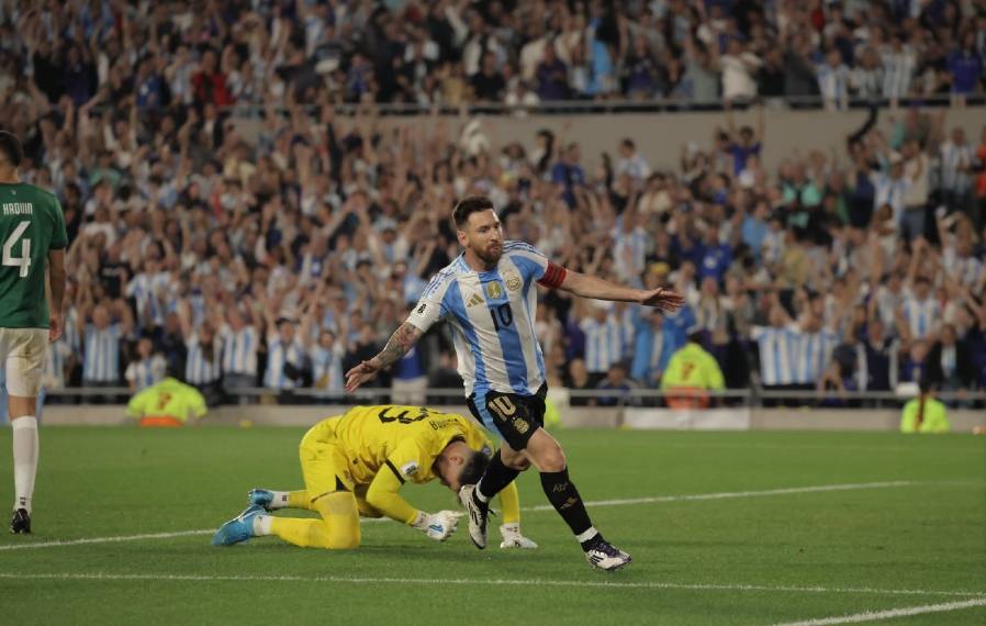 德罗巴新星领先优势明显表现突出，勇士前途光明！